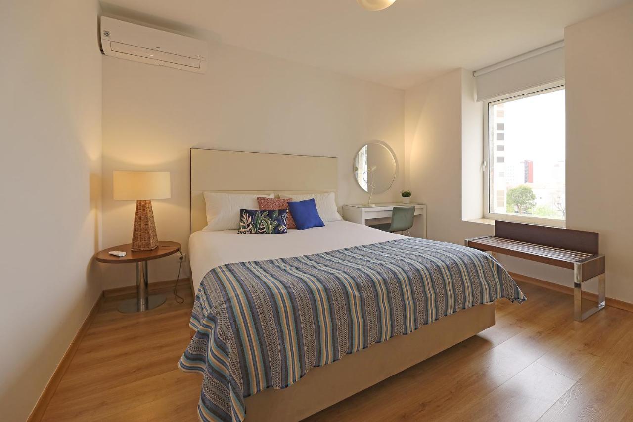 Flh Boavista Family Flat With Terrace Appartement Porto Buitenkant foto